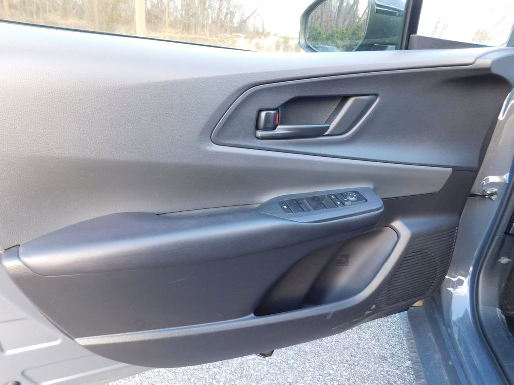 Used 2024 Toyota Prius LE image 11