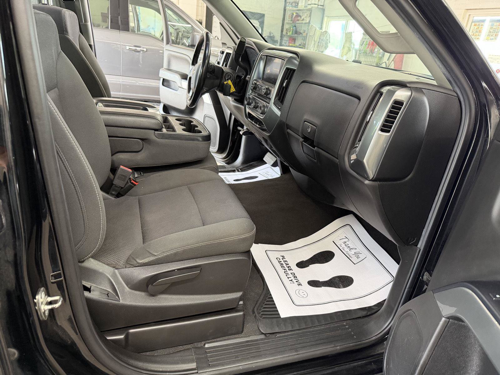 Used 2019 Chevrolet Silverado 1500 LT w/ All Star Edition AWD/4WD image 24