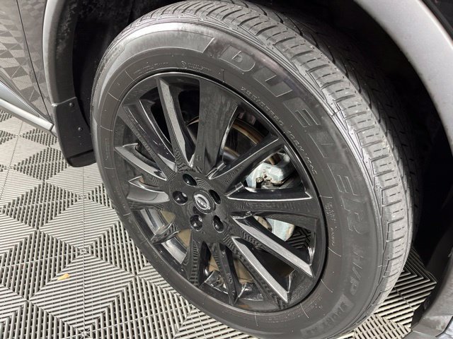 Used 2023 Nissan Murano SV w/ SV Midnight Edition Package FWD image 16