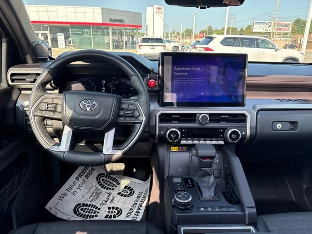 Used 2024 Toyota Tacoma TRD Off-Road w/ TRD Off Road Premium Package AWD/4WD image 7