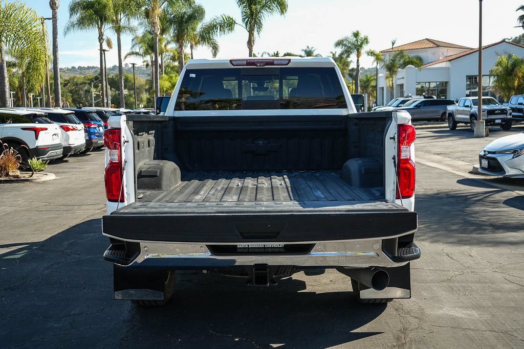 Used 2020 Chevrolet Silverado 2500 LTZ w/ LTZ Premium Package AWD/4WD image 25
