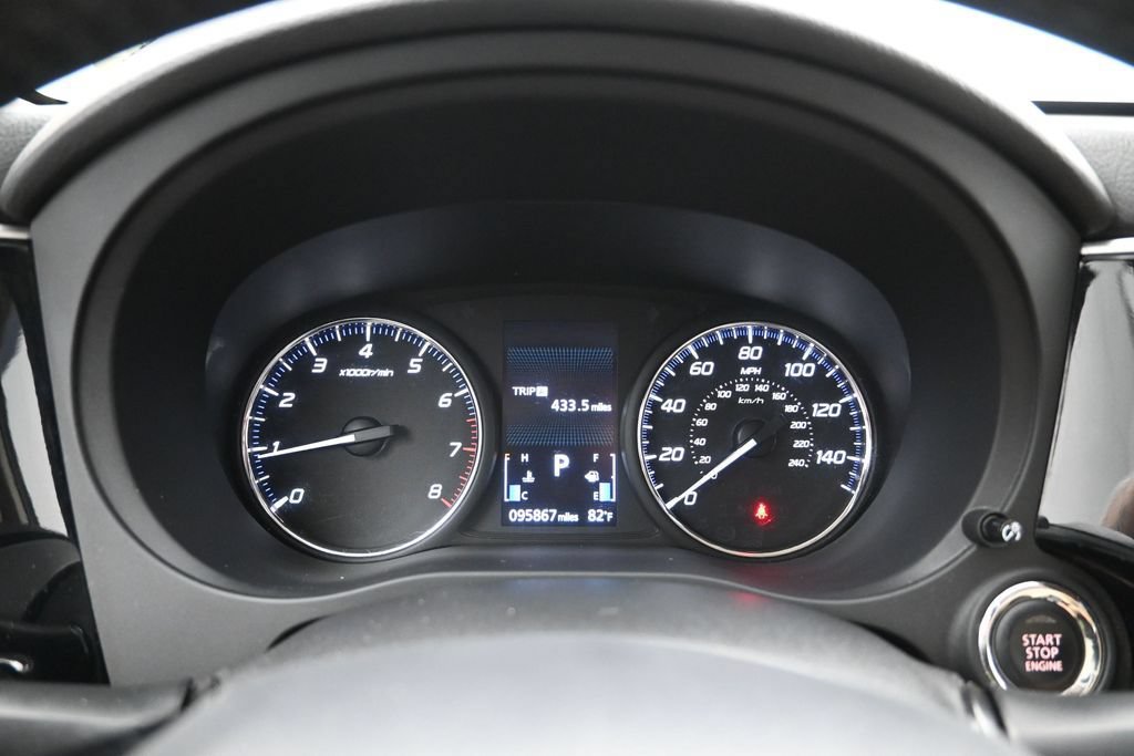 Used 2018 Mitsubishi Outlander SE FWD image 13