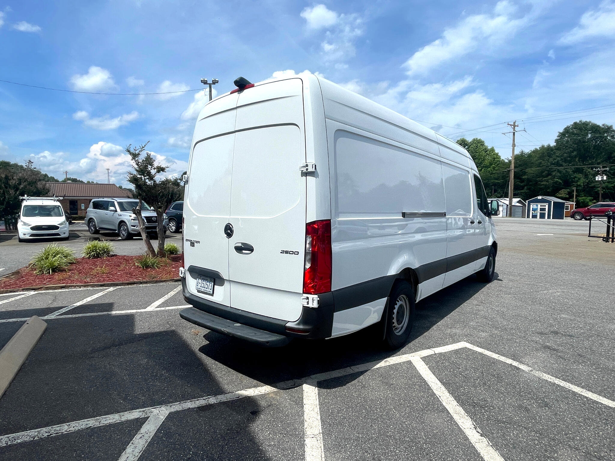 Used 2023 Mercedes-Benz Sprinter 2500 image 9