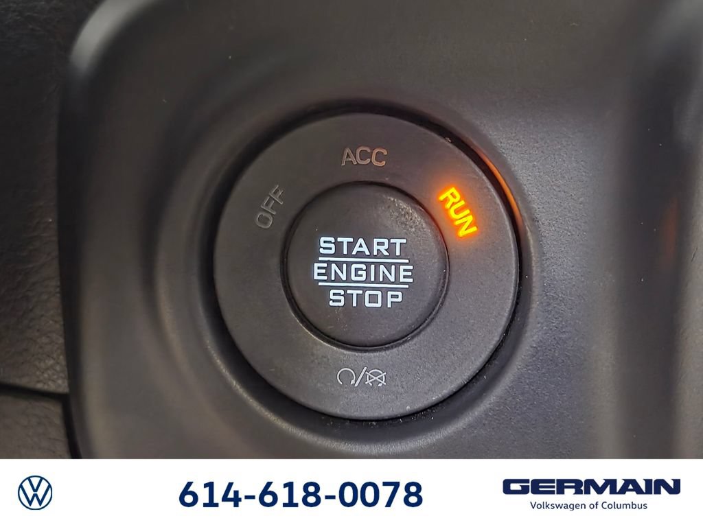 Used 2023 Jeep Gladiator Rubicon w/ Cold Weather Group AWD/4WD image 38