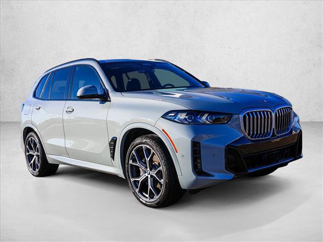 Used 2026 BMW X5 xDrive40i w/ M Sport Package AWD/4WD image 3