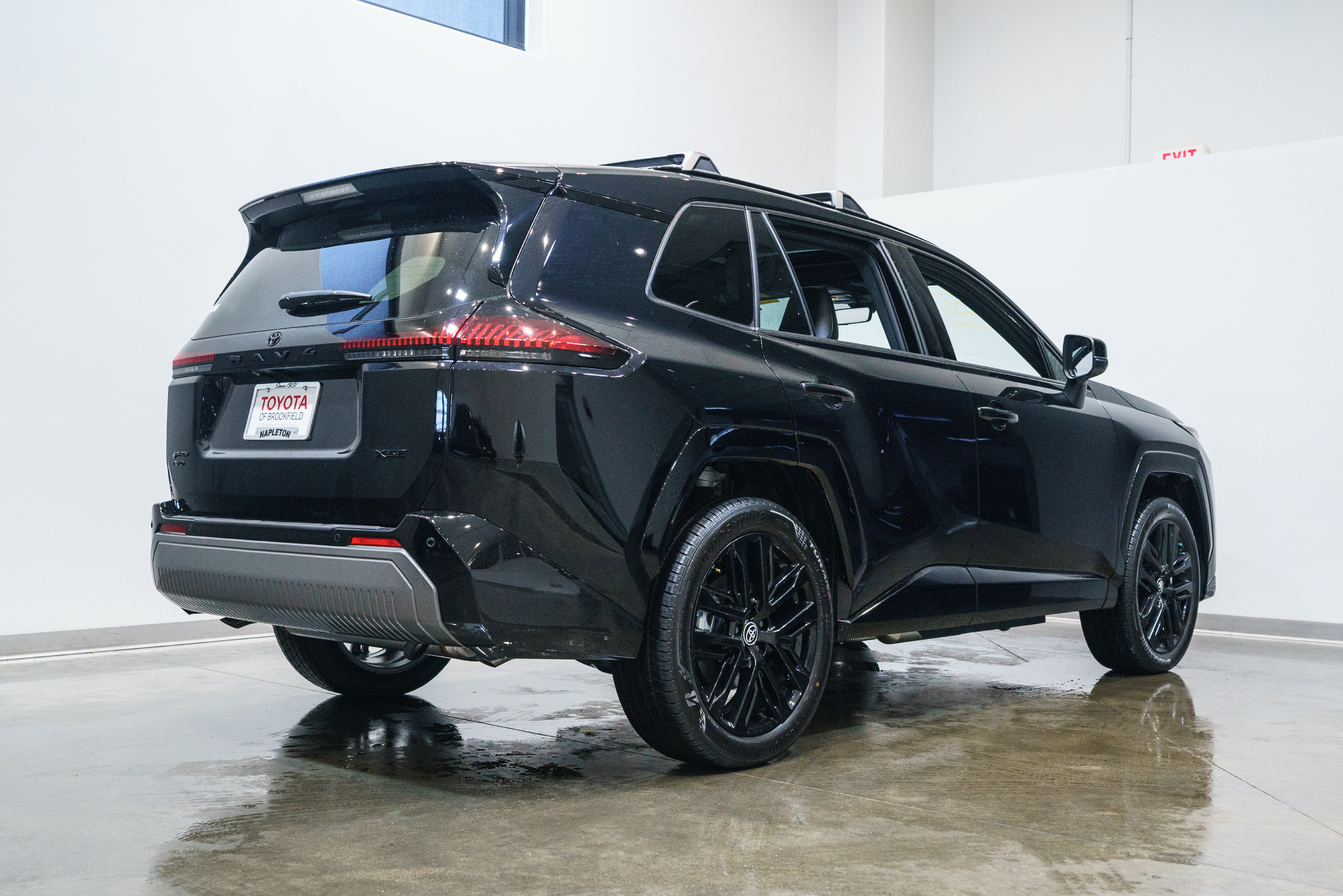 Certified 2026 Toyota RAV4 XSE w/ Weather Package AWD/4WD image 9