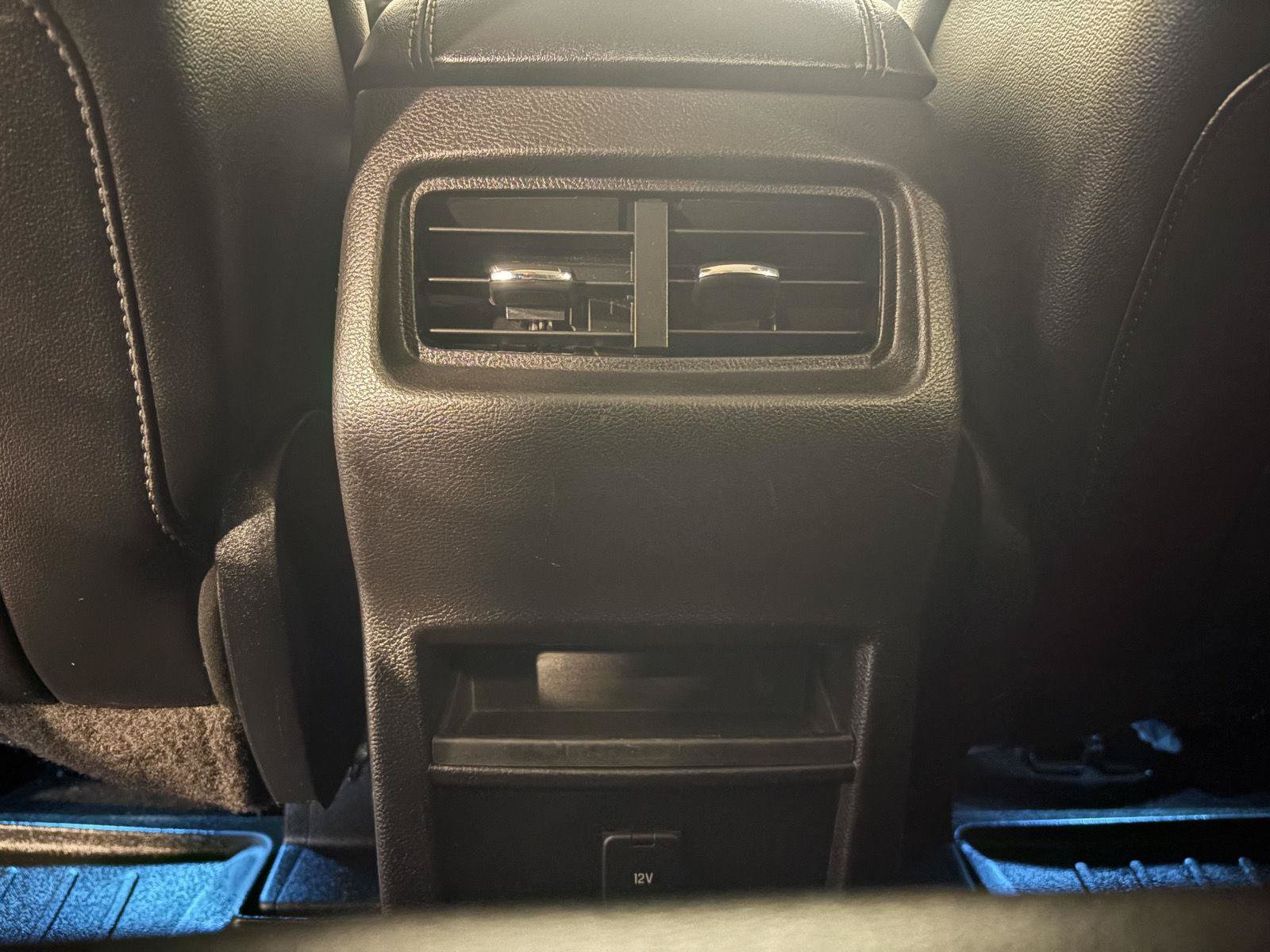 Used 2015 Ford Edge Titanium AWD/4WD image 35