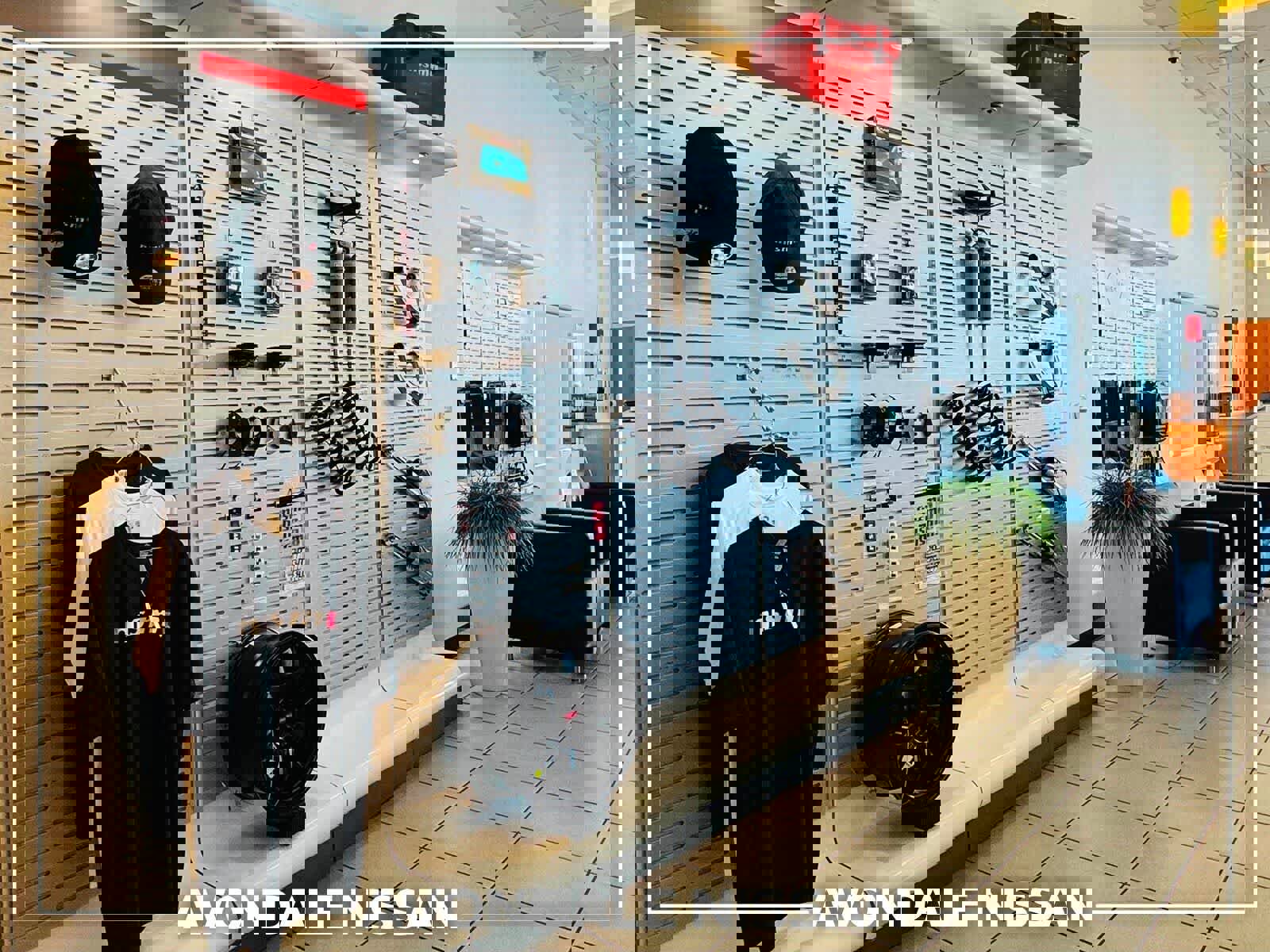 Used 2017 Jeep Wrangler Unlimited Sahara w/ Connectivity Group image 23