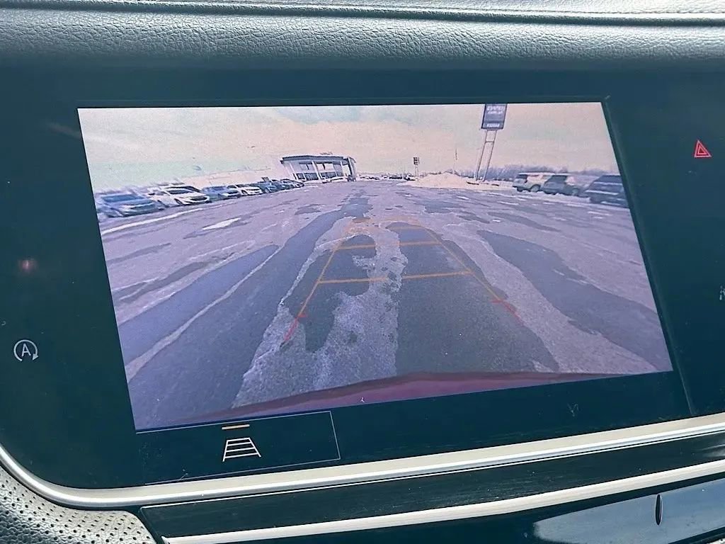 Used 2022 Cadillac XT6 Luxury image 31