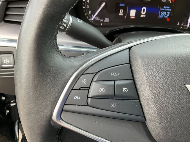 Used 2017 Cadillac XT5 Luxury w/ Driver Awareness Package image 12