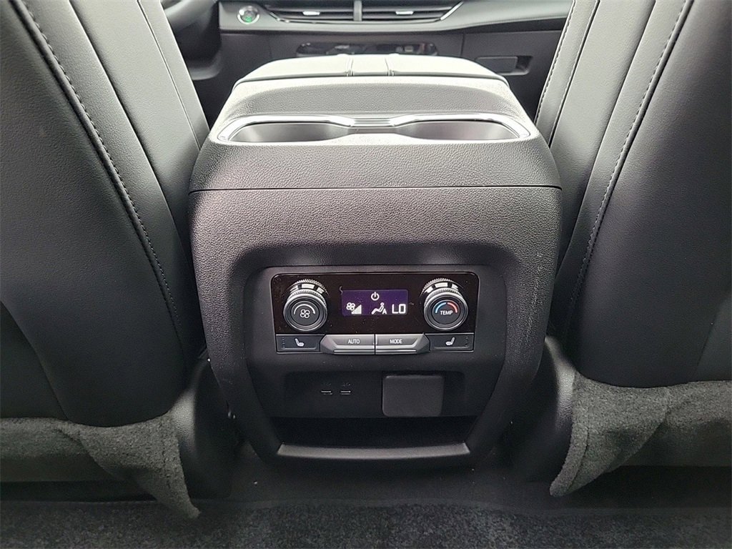 New 2026 Buick Enclave Avenir w/ Super Cruise Package image 10