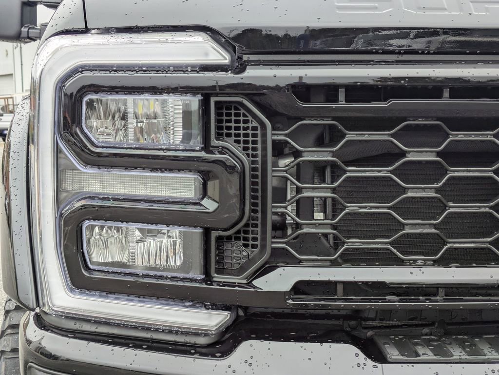 New 2026 Ford F250 XLT w/ XLT Premium Package image 10