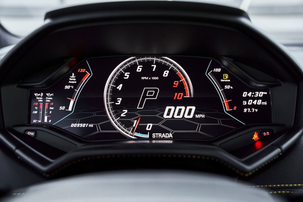 Used 2021 Lamborghini Huracan EVO image 55