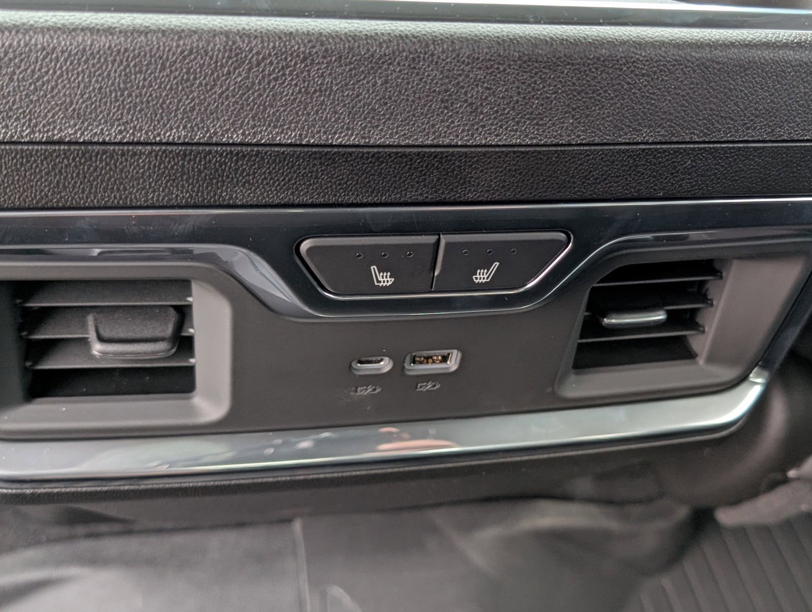 New 2026 Chevrolet Silverado 2500 LTZ w/ LTZ Plus Package image 15