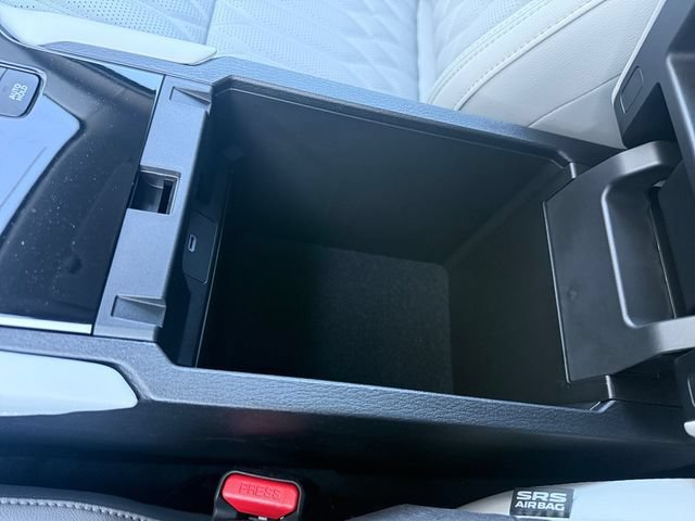 New 2026 Mitsubishi Outlander SEL FWD image 21