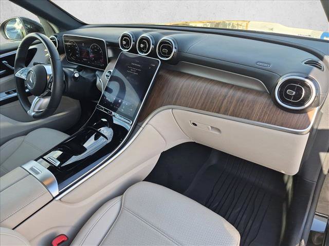 Used 2024 Mercedes-Benz GLC 300 4MATIC image 21