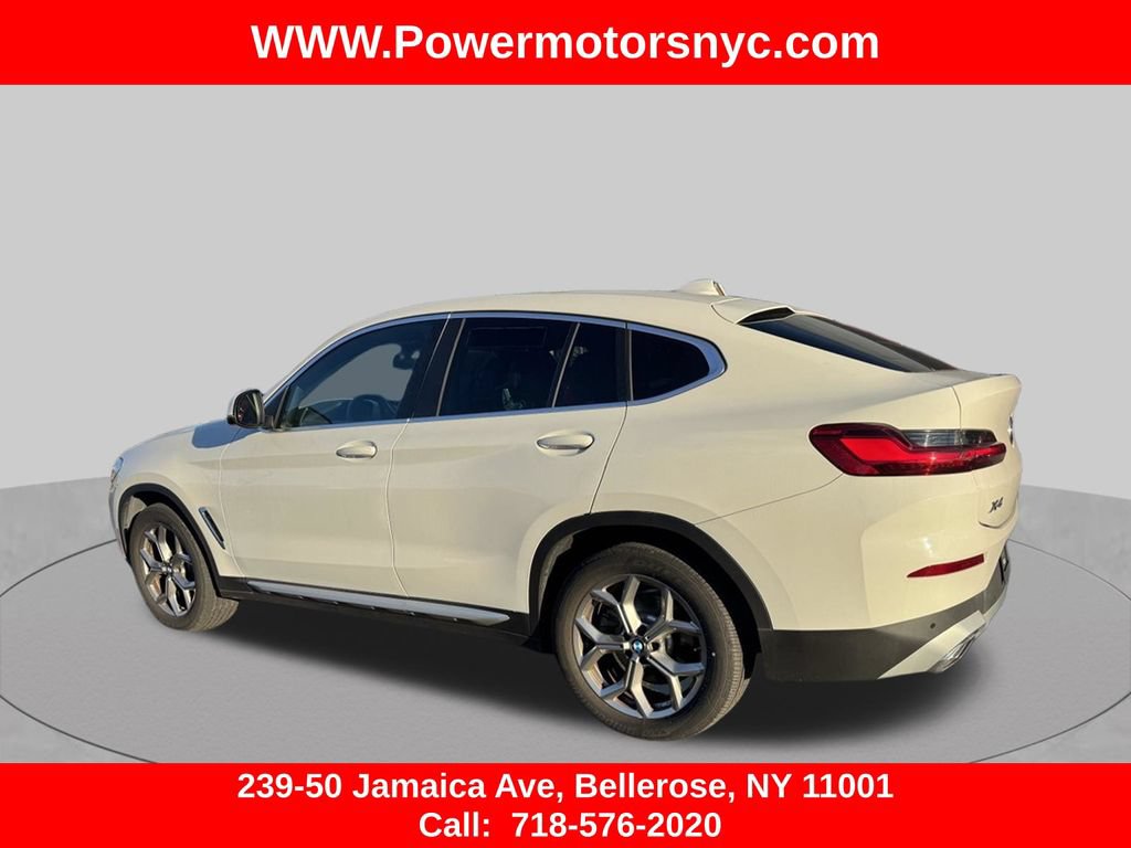 Used 2025 BMW X4 xDrive30i w/ Premium Package AWD/4WD image 3