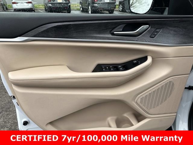 Certified 2023 Jeep Grand Cherokee L Limited w/ Luxury Tech Group II image 22