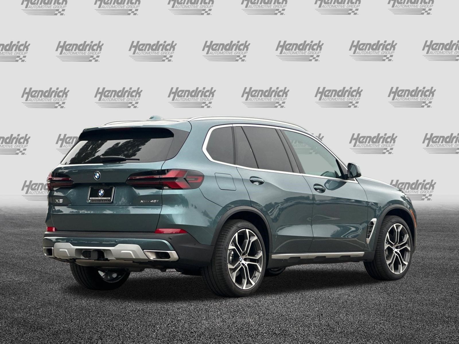 New 2026 BMW X5 xDrive40i w/ Premium Package AWD/4WD image 5