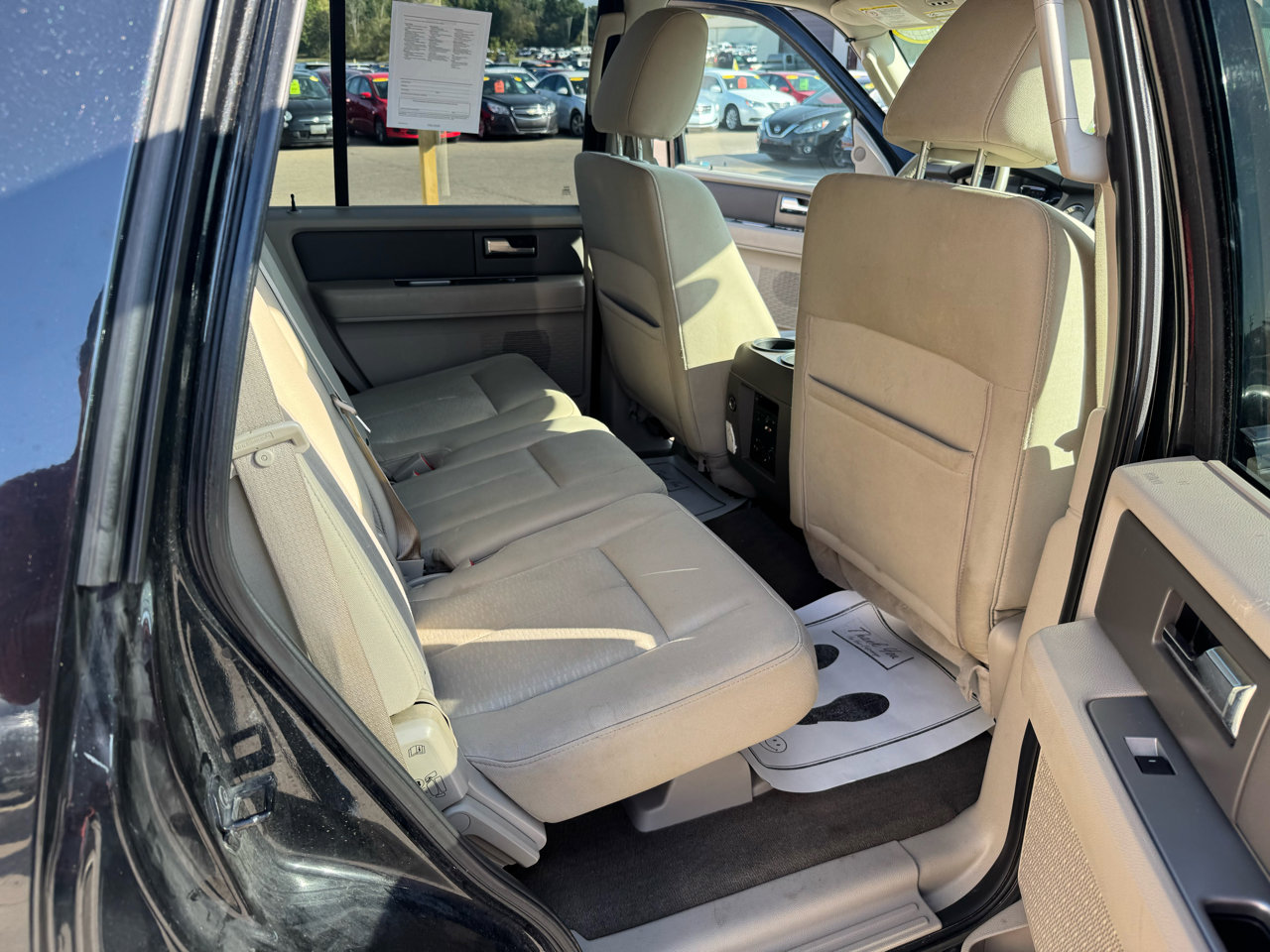 Used 2012 Ford Expedition XLT image 13