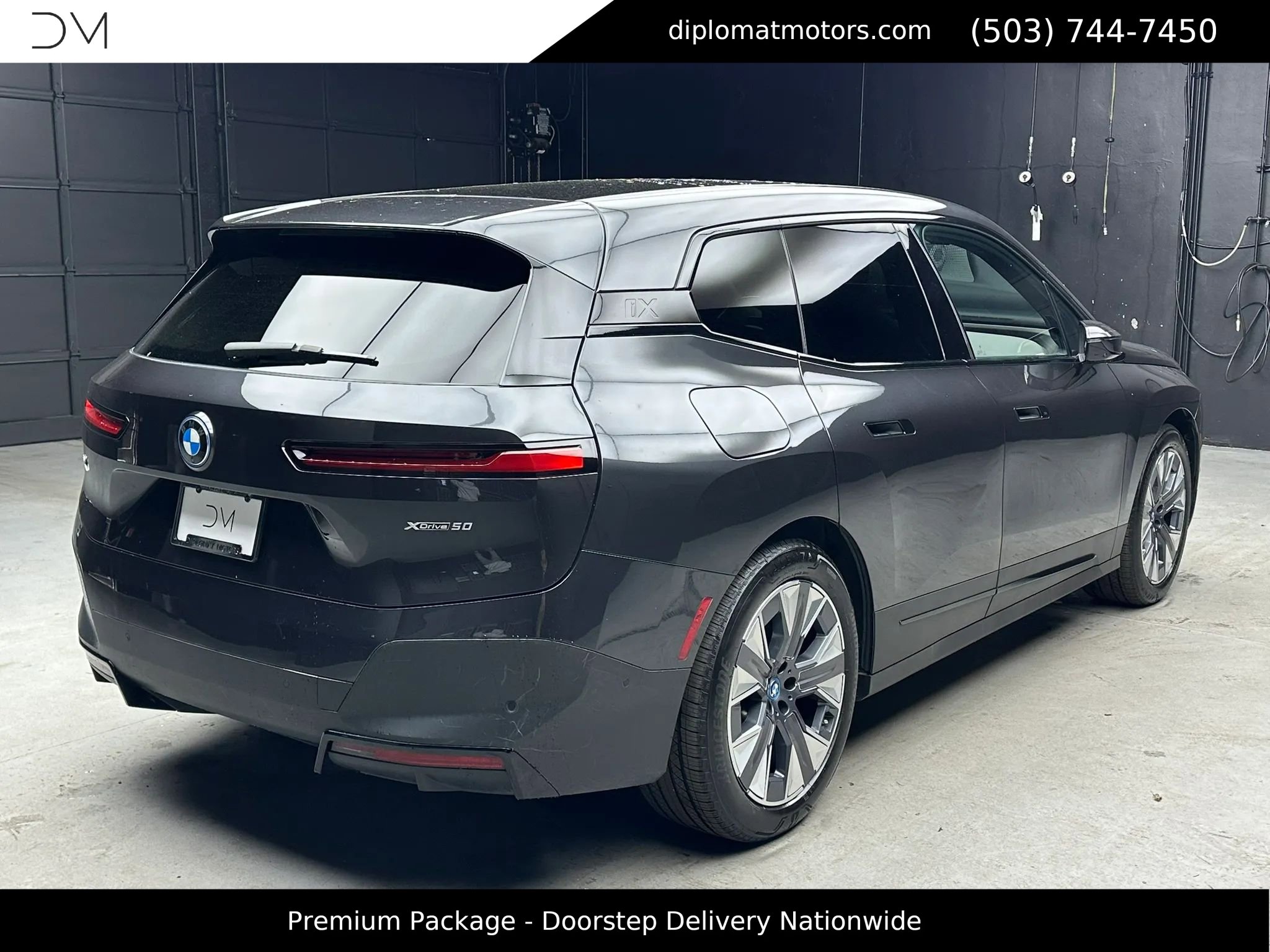Used 2023 BMW iX xDrive50 w/ Premium Package image 7