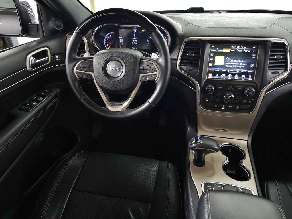 Used 2015 Jeep Grand Cherokee Overland w/ Advanced Technology Group AWD/4WD image 19