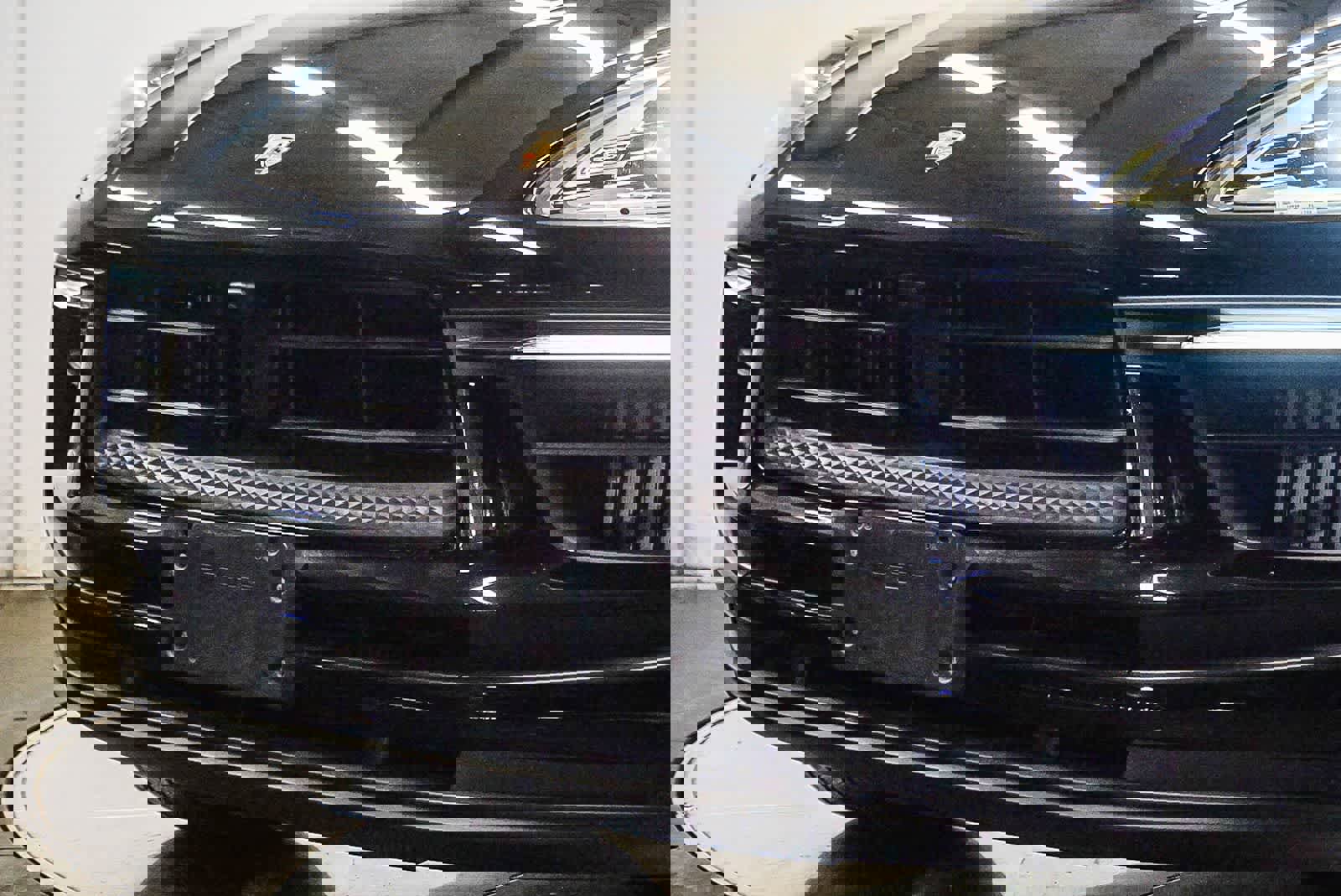 Used 2023 Porsche Macan S image 8