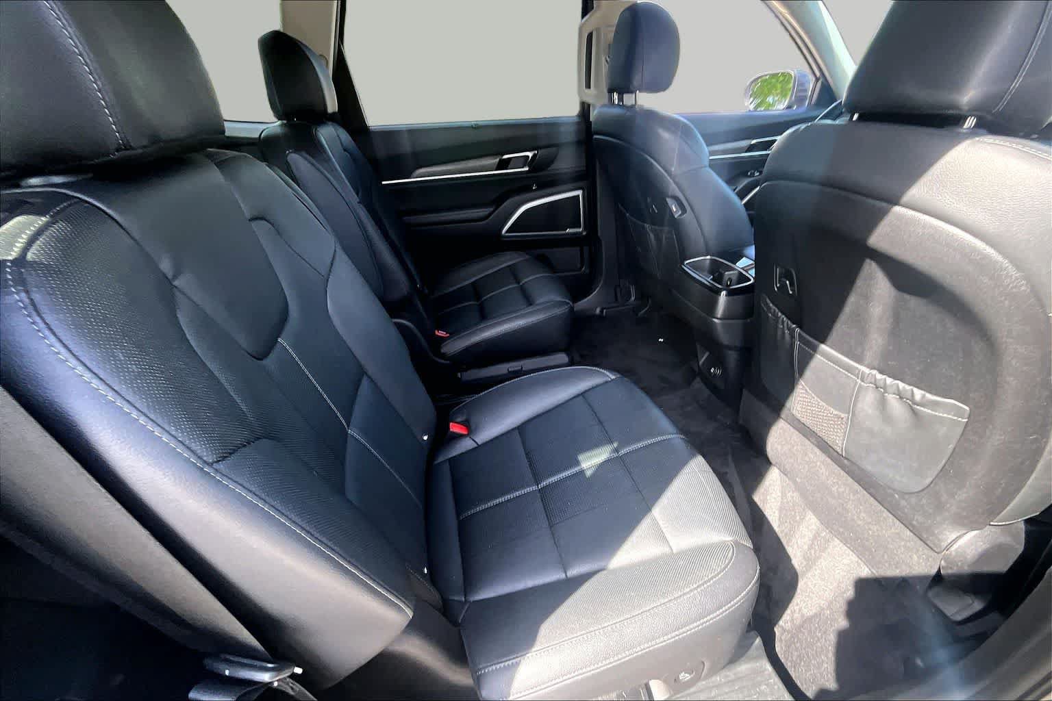 Used 2021 Kia Telluride EX w/ EX Premium Package AWD/4WD image 37