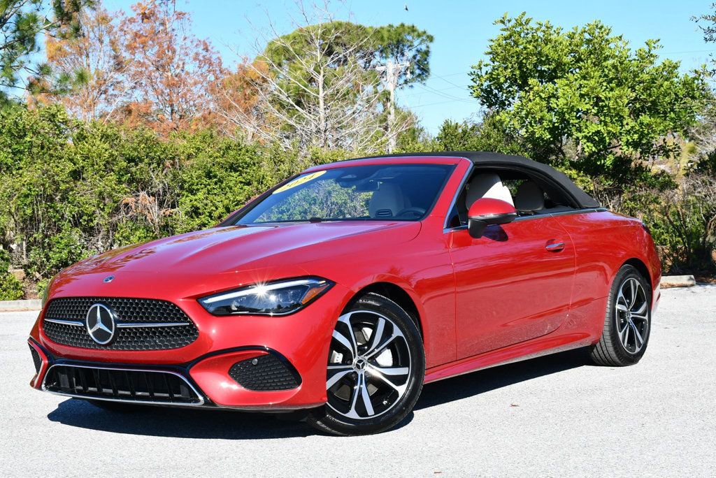 Used 2024 Mercedes-Benz CLE 300 4MATIC Cabriolet image 2