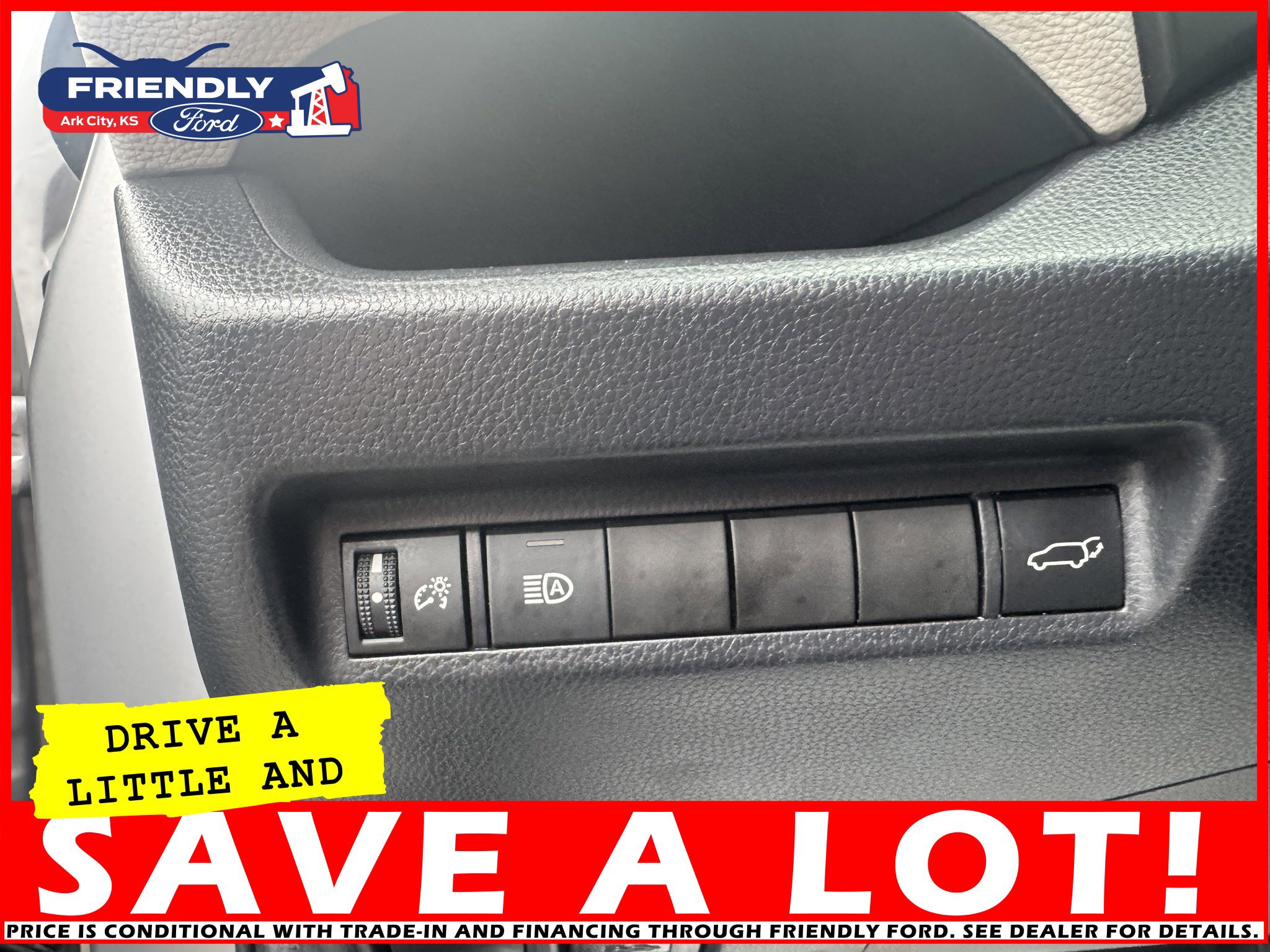 Used 2020 Toyota RAV4 XLE Premium image 18