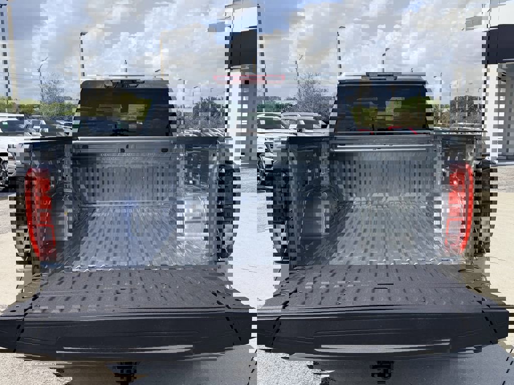 New 2026 GMC Sierra 1500 Elevation w/ LPO, Elevation Black Package image 12