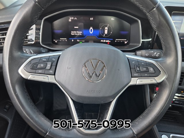 Used 2025 Volkswagen Jetta SE FWD image 30