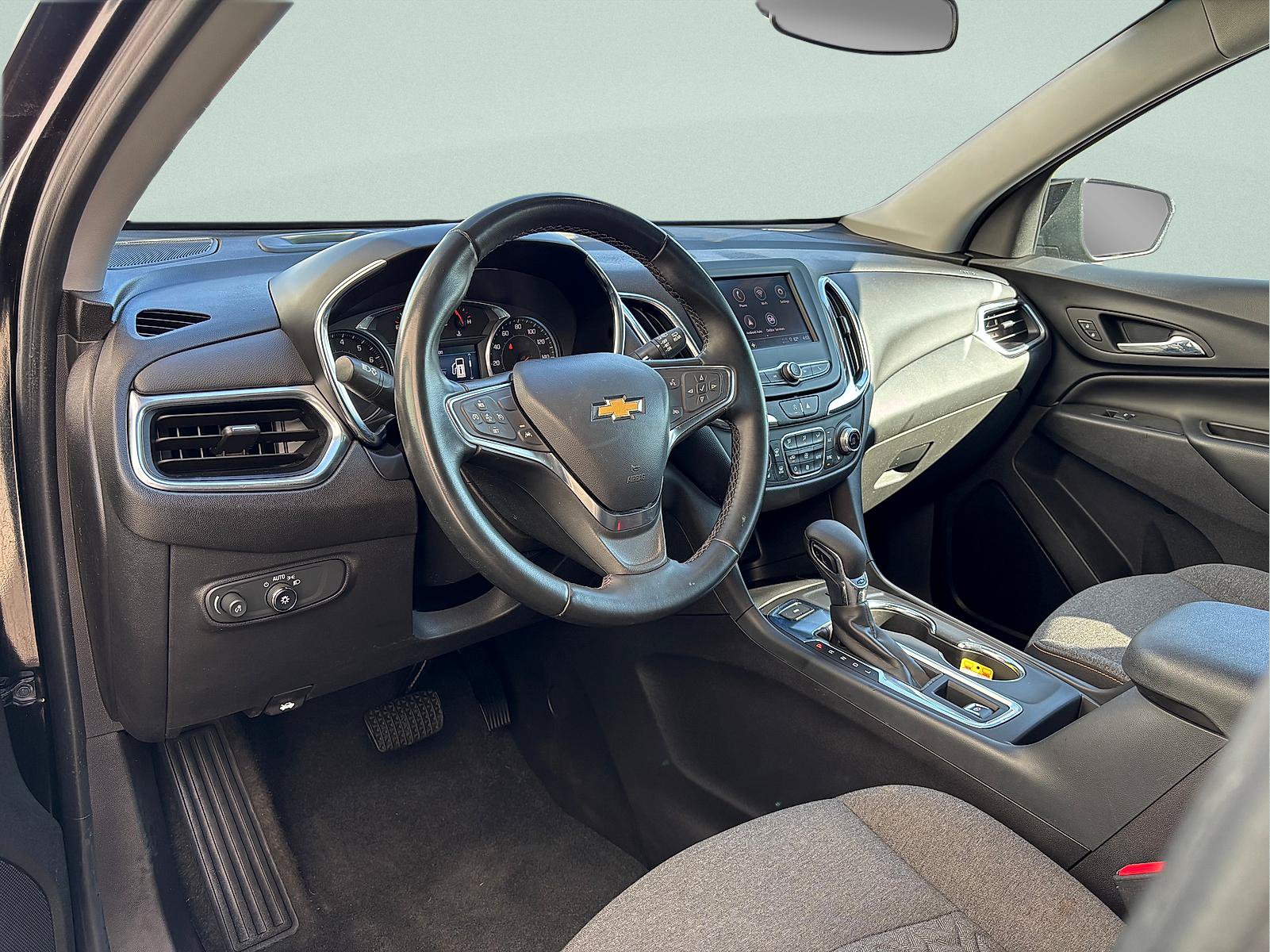 Used 2024 Chevrolet Equinox LT AWD/4WD image 15