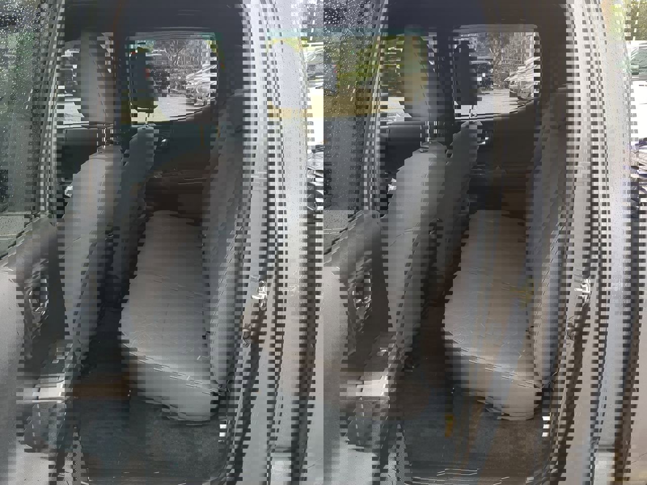 Used 2018 Toyota Tacoma TRD Off-Road image 14