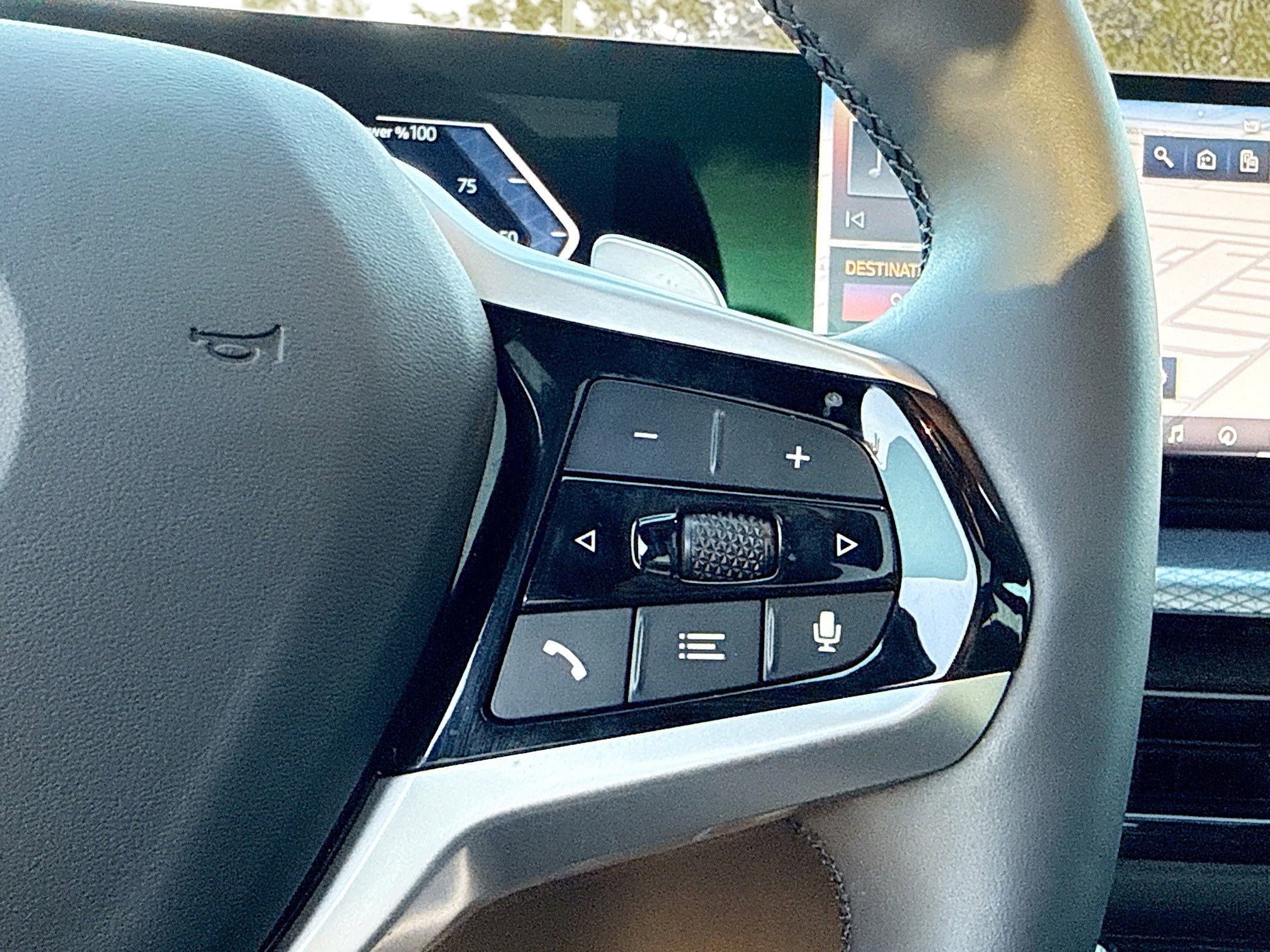 Used 2025 BMW 430i w/ Premium Package image 39