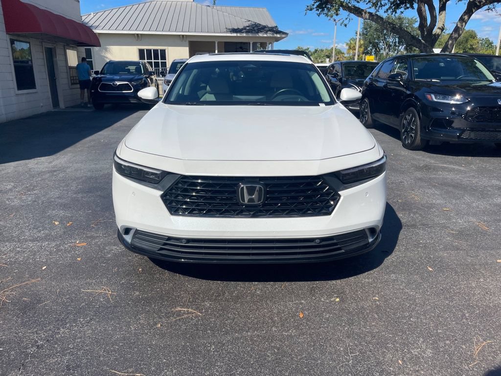 Used 2023 Honda Accord Touring image 8
