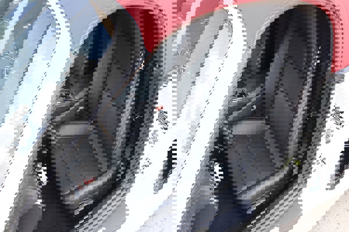 Used 2016 Porsche Boxster S image 32