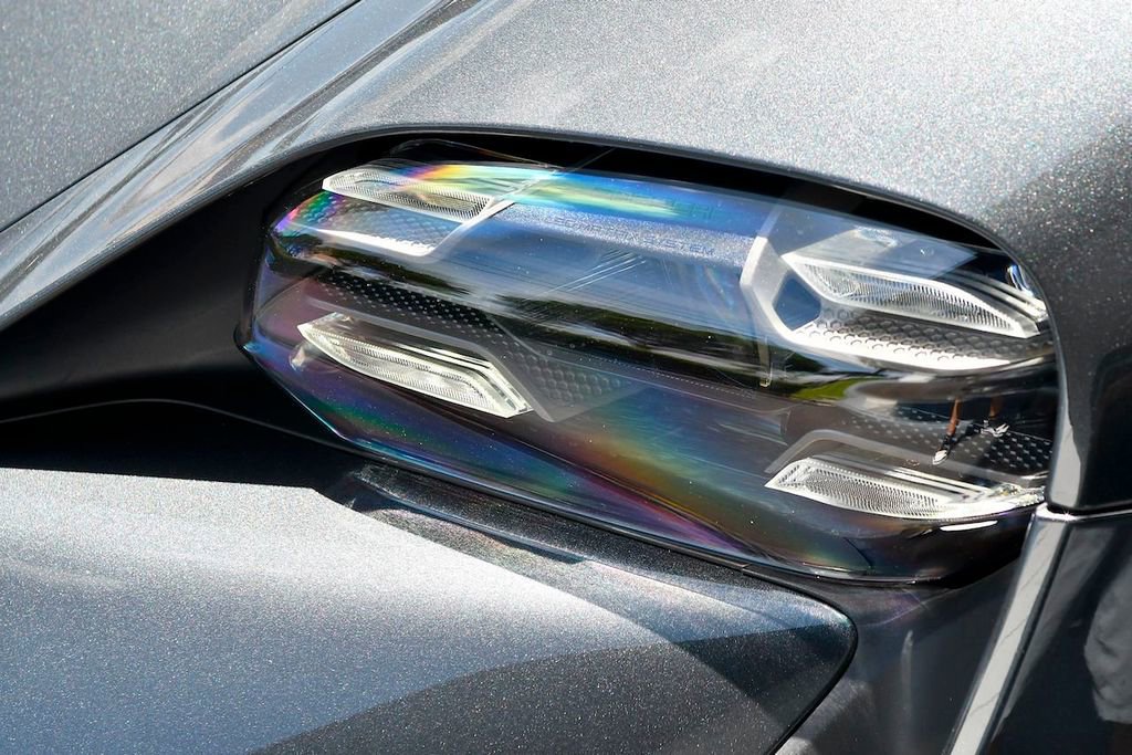 Used 2020 Porsche Taycan 4S image 21