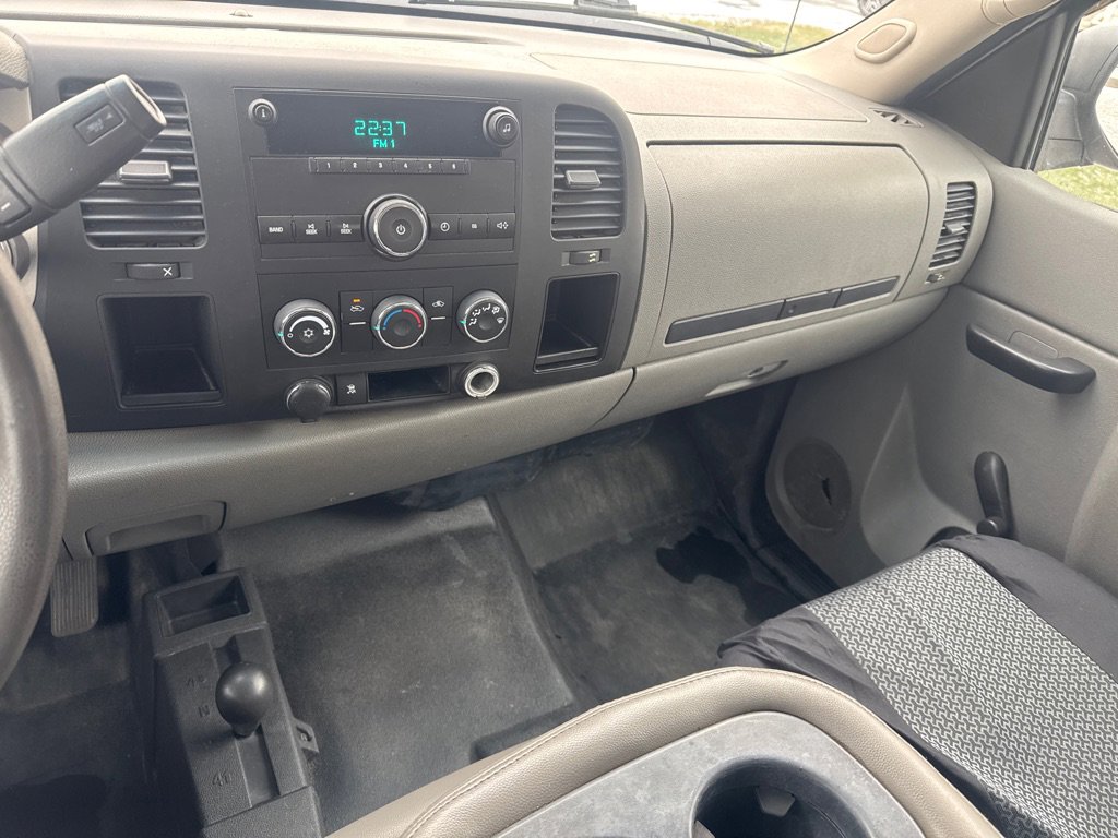 Used 2011 GMC Sierra 2500 W/T image 14