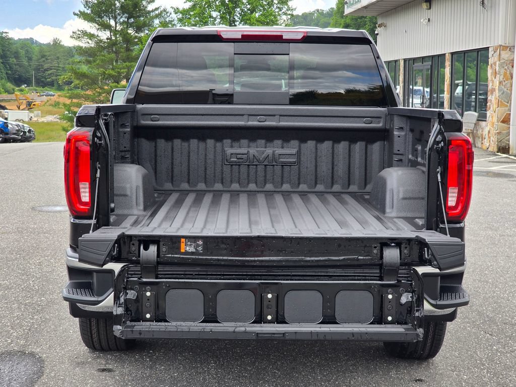 New 2026 GMC Sierra 1500 SLT w/ SLT Premium Plus Package AWD/4WD image 15