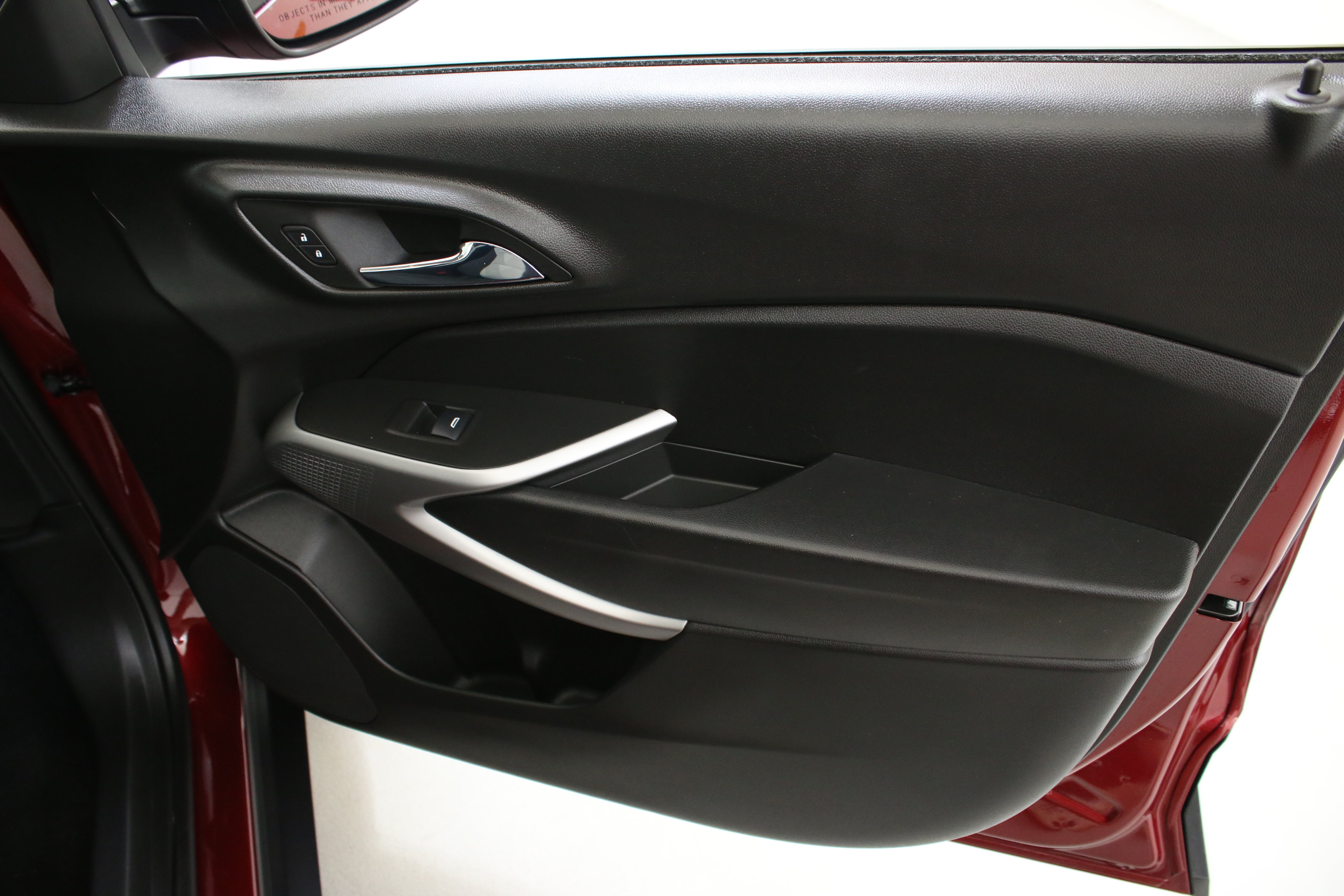 Certified 2024 Chevrolet Trax LS FWD image 33
