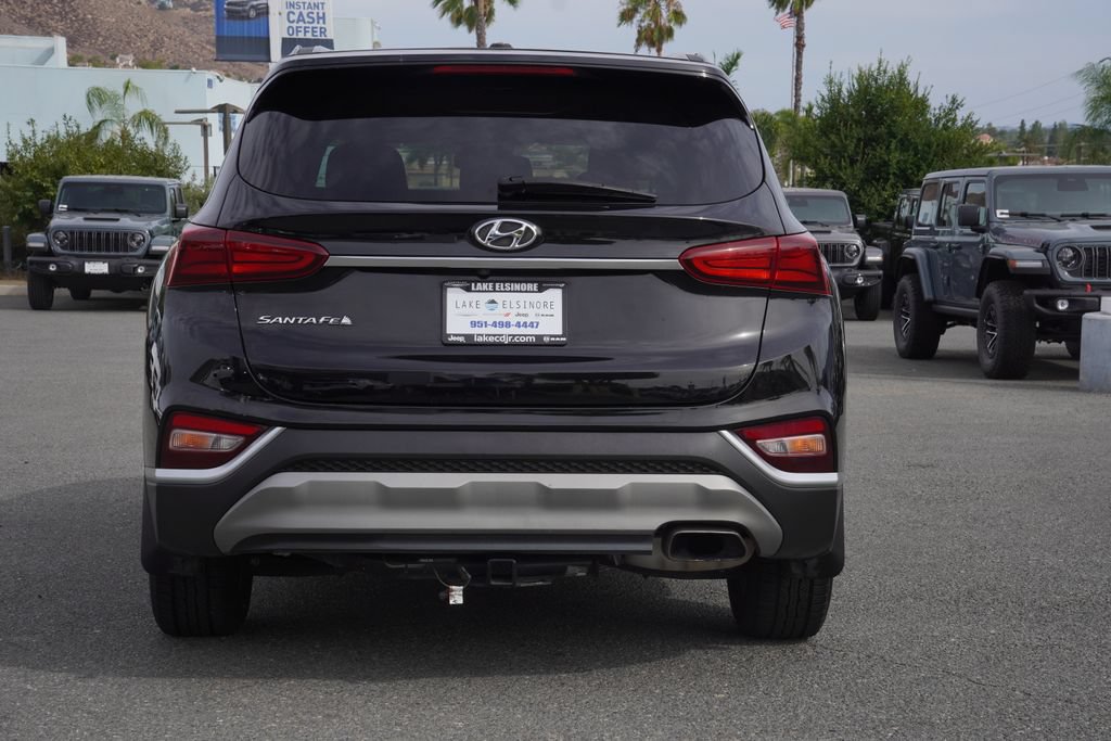 Used 2020 Hyundai Santa Fe SE FWD image 5