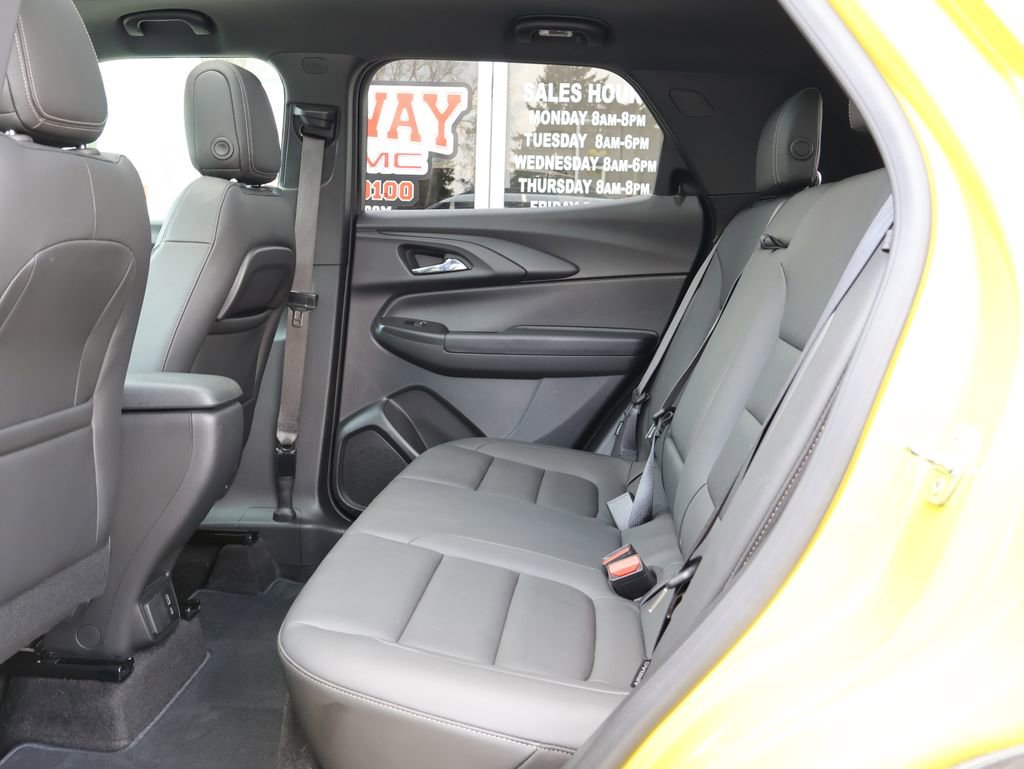 Used 2023 Chevrolet TrailBlazer ACTIV w/ Sun and Liftgate Package FWD image 26
