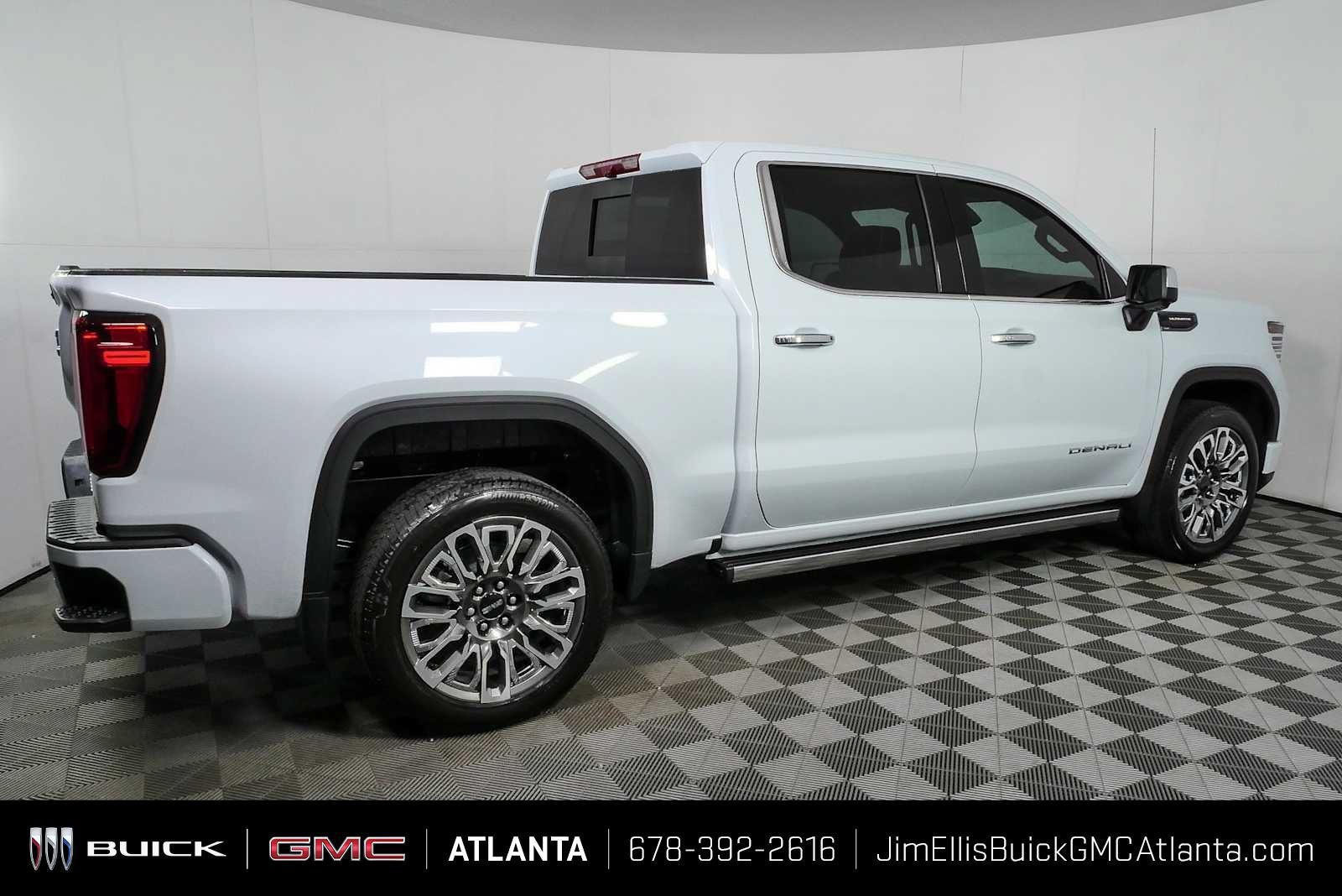 New 2026 GMC Sierra 1500 Denali Ultimate AWD/4WD image 9
