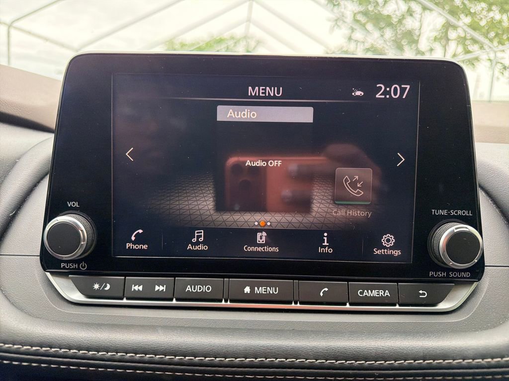Used 2023 Nissan Rogue SL FWD image 21