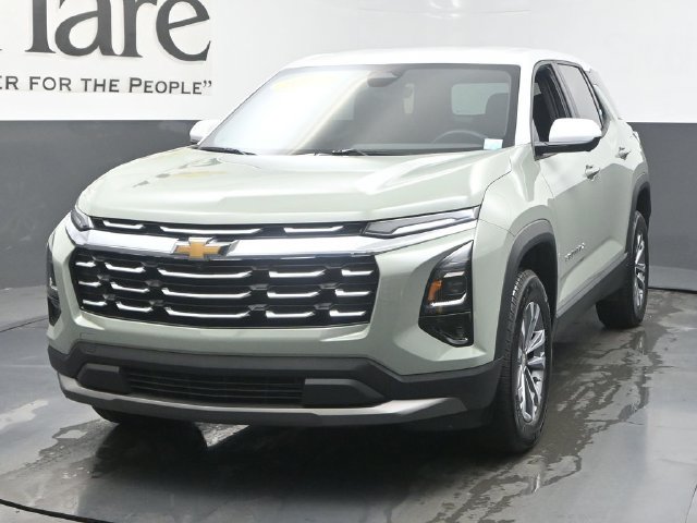 Used 2025 Chevrolet Equinox LT w/ Safety and Technology Package AWD/4WD image 7