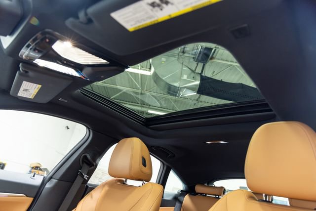 Used 2024 BMW i4 eDrive35 w/ Premium Package RWD image 13