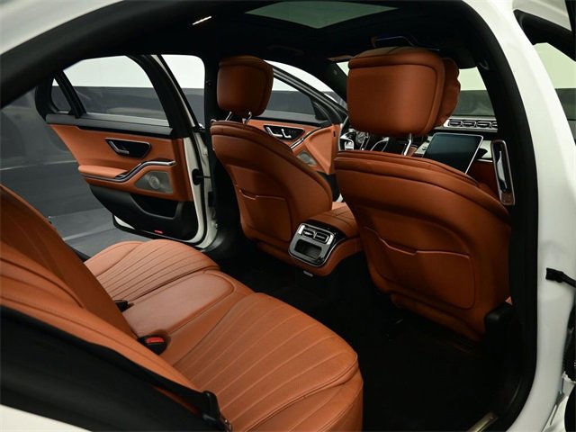 Used 2022 Mercedes-Benz S 500 S 500 image 36