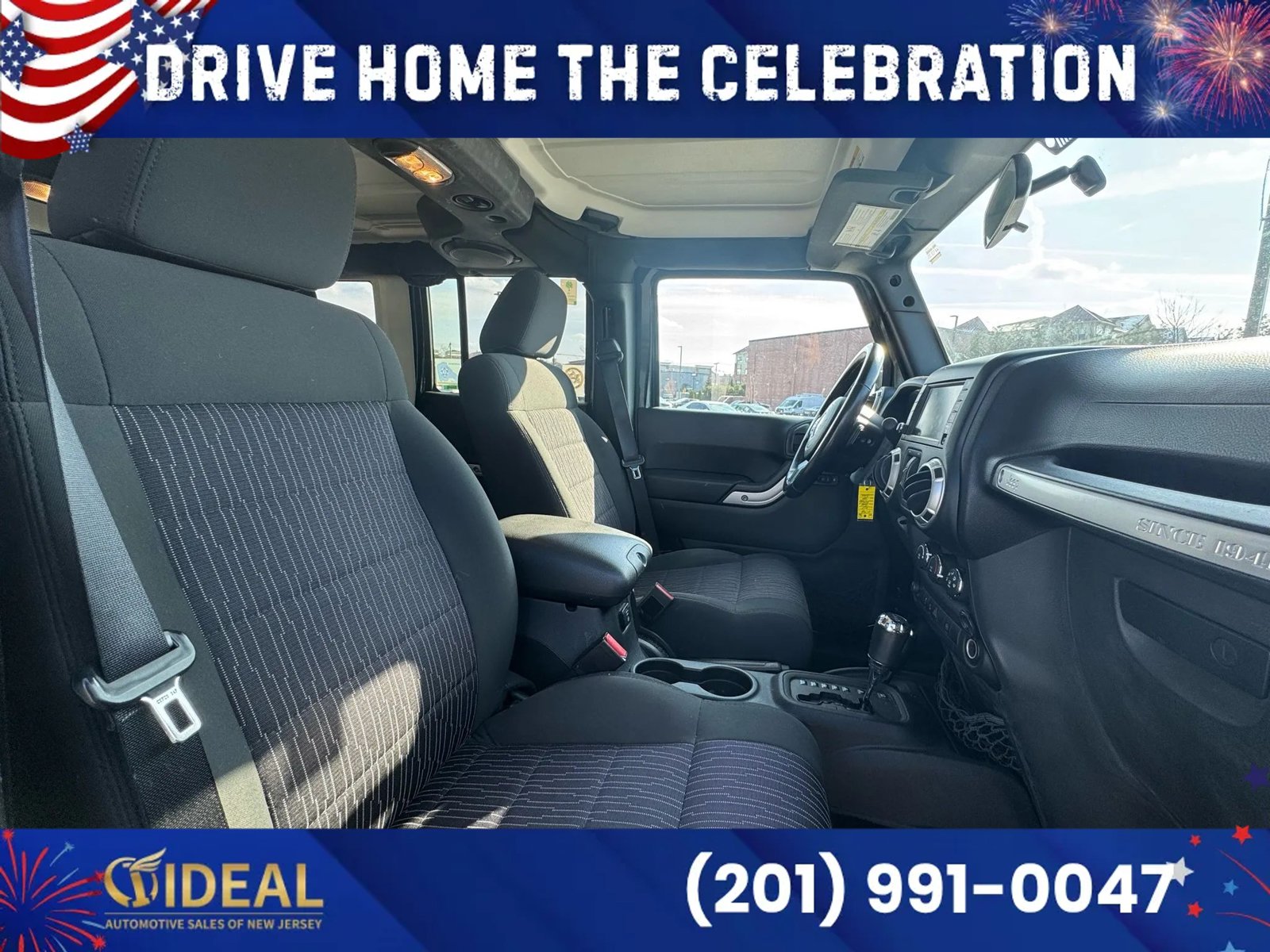 Used 2011 Jeep Wrangler Unlimited Sahara w/ Dual Top Group AWD/4WD image 16