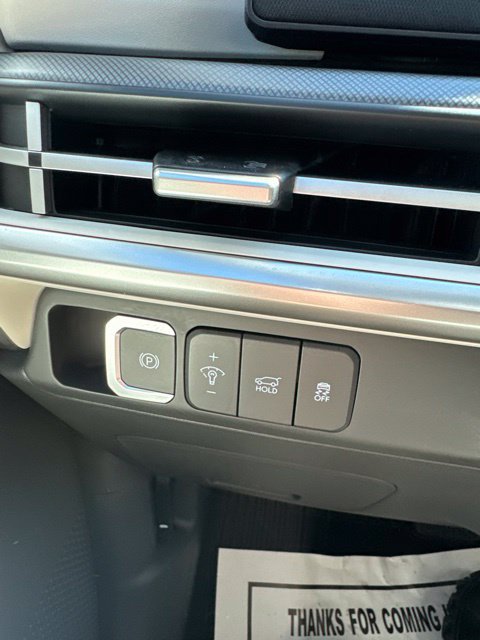 Used 2026 Hyundai Santa Fe SEL FWD image 22